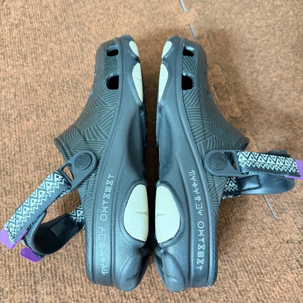 Crocs Black Panther Wakanda Forever All-Terrain Clogs Mens 9 Womens 11 Marvel A+